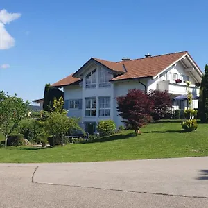 Hensel Am Herzmannser Apartment