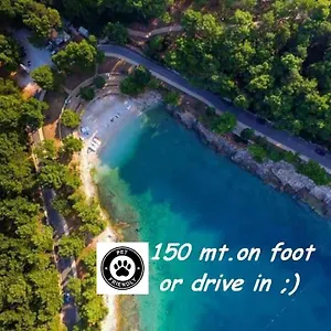  Apartment Valkane Pet Friendly 150m From The Stunning Valkane Beach, Indoor Pools-fitness And Mall Kroatien